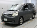 2011 Toyota Noah