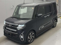 2021 Daihatsu Tanto Custom