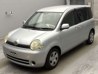2005 Toyota Sienta