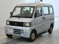 2005 Mitsubishi Minicab Van