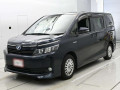 2015 Toyota Voxy
