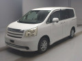 2009 Toyota Noah