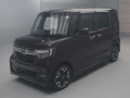 2019 Honda N-BOX CUSTOM
