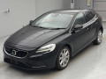 2017 Volvo V40