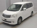 2011 Toyota Noah