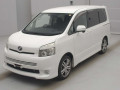 2008 Toyota Voxy