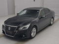 2013 Toyota Crown Hybrid