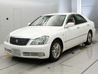 2004 Toyota Crown
