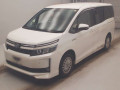 2016 Toyota Voxy