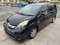 2013 Toyota Isis