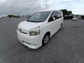 2007 Toyota Voxy