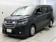 2014 Toyota Voxy