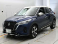 2022 Nissan KIX
