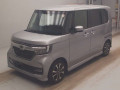 2019 Honda N-BOX CUSTOM