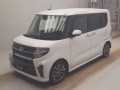 2022 Daihatsu Tanto Custom