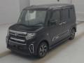 2021 Daihatsu Tanto Custom