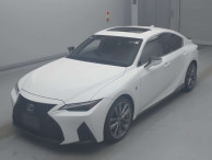 2021 Lexus IS