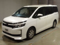 2014 Toyota Voxy