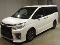 2015 Toyota Voxy