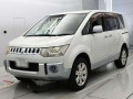 2012 Mitsubishi Delica D5