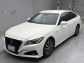 2018 Toyota Crown Hybrid