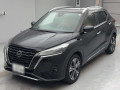 2022 Nissan KIX