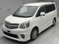 2010 Toyota Noah