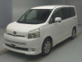 2008 Toyota Voxy