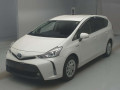 2016 Toyota Prius alpha