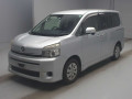 2011 Toyota Voxy