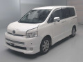 2009 Toyota Voxy