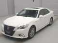 2015 Toyota Crown Hybrid