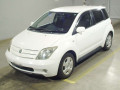 2003 Toyota IST