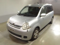 2010 Toyota Sienta