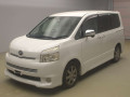 2010 Toyota Voxy