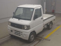 2002 Mitsubishi Minicab Truck