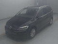 2017 Volkswagen Golf Touran