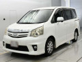 2012 Toyota Noah