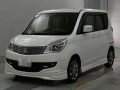 2012 Mitsubishi Delica D2