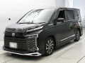 2022 Toyota Voxy