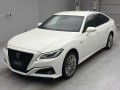 2019 Toyota Crown Hybrid
