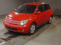 2005 Toyota IST