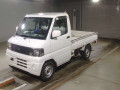 2002 Mitsubishi Minicab Truck