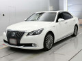 2017 Toyota Crown Majesta