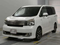 2013 Toyota Voxy