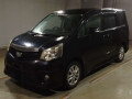 2011 Toyota Noah