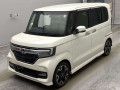 2017 Honda N-BOX CUSTOM