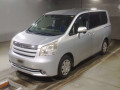 2007 Toyota Noah
