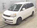 2003 Toyota Voxy