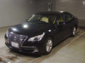 2014 Toyota Crown Hybrid
